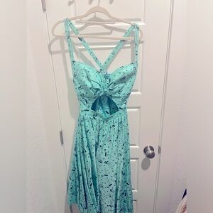 Pin Up Couture Brand / Mint / Large / Lined Bra / Adjustable Straps